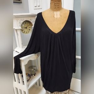 iLOOK LS Long Black Gathered Front Tunic Top Pre-Loved